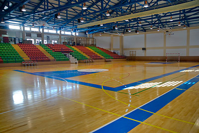 The very well equipped multi-sports centre.